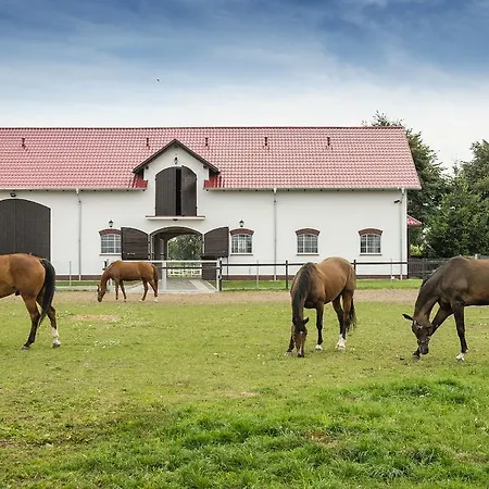 Lodge Domek Ogrodnikow